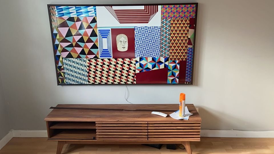 TV That Looks Like Art